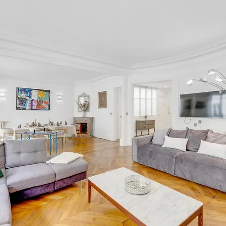 Luxurious Flat Champs Elysee Lägenhet