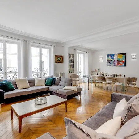 Luxurious Flat Champs Elysee * Paris